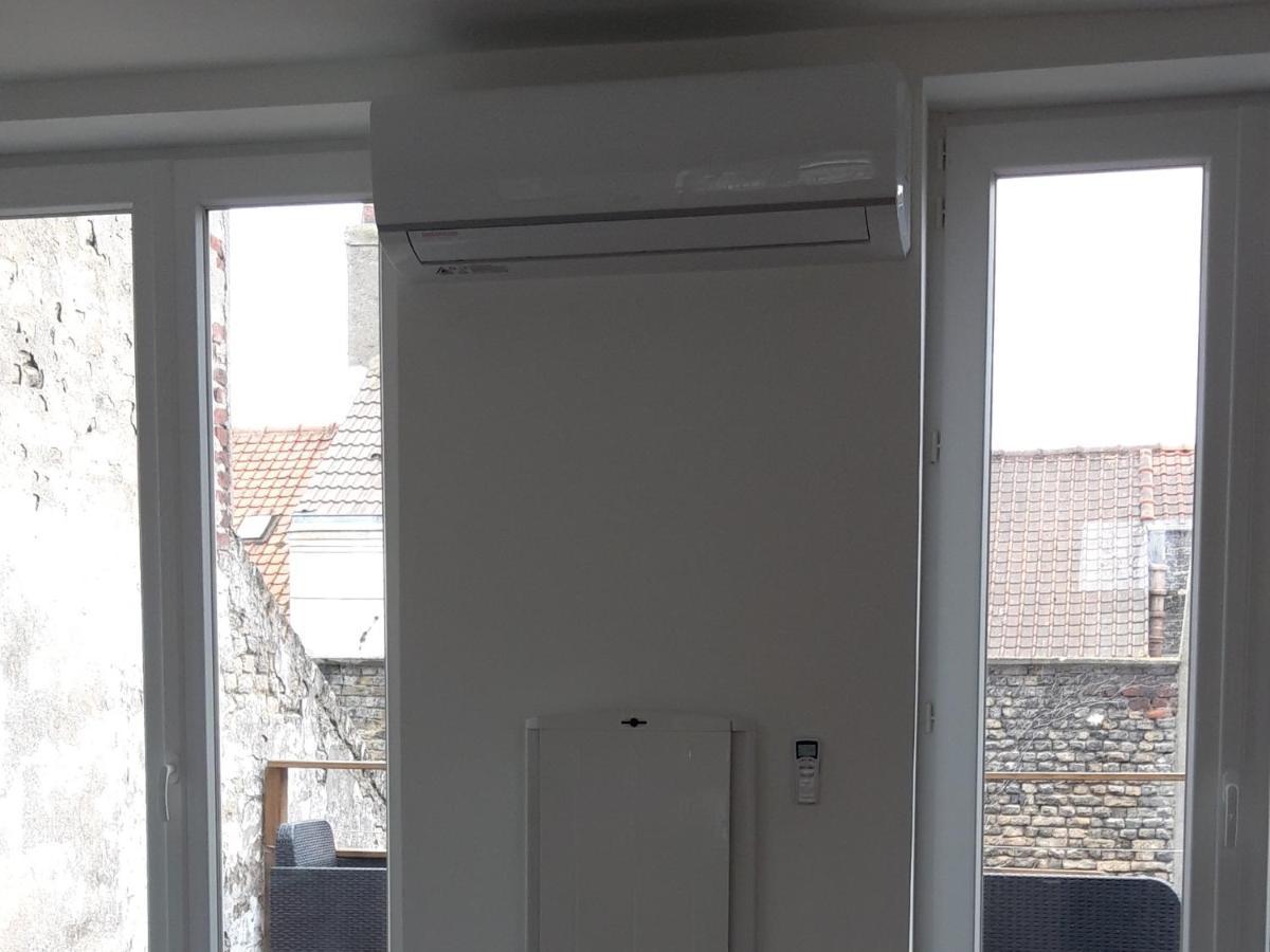 Le Petit Chez Soi Apartman Calais Kültér fotó
