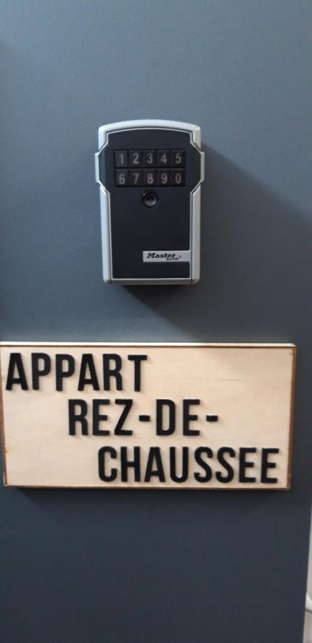 Le Petit Chez Soi Apartman Calais Kültér fotó