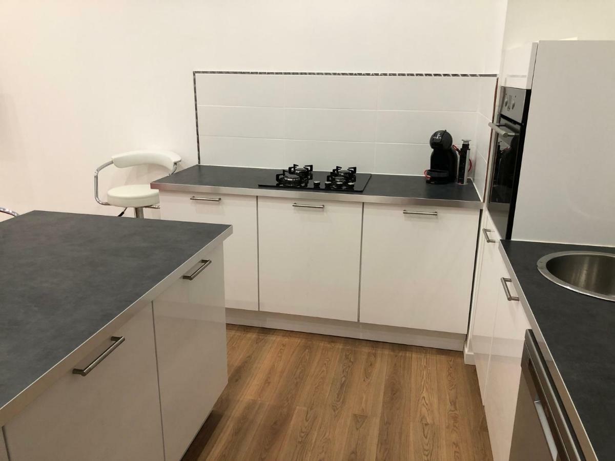 Le Petit Chez Soi Apartman Calais Kültér fotó