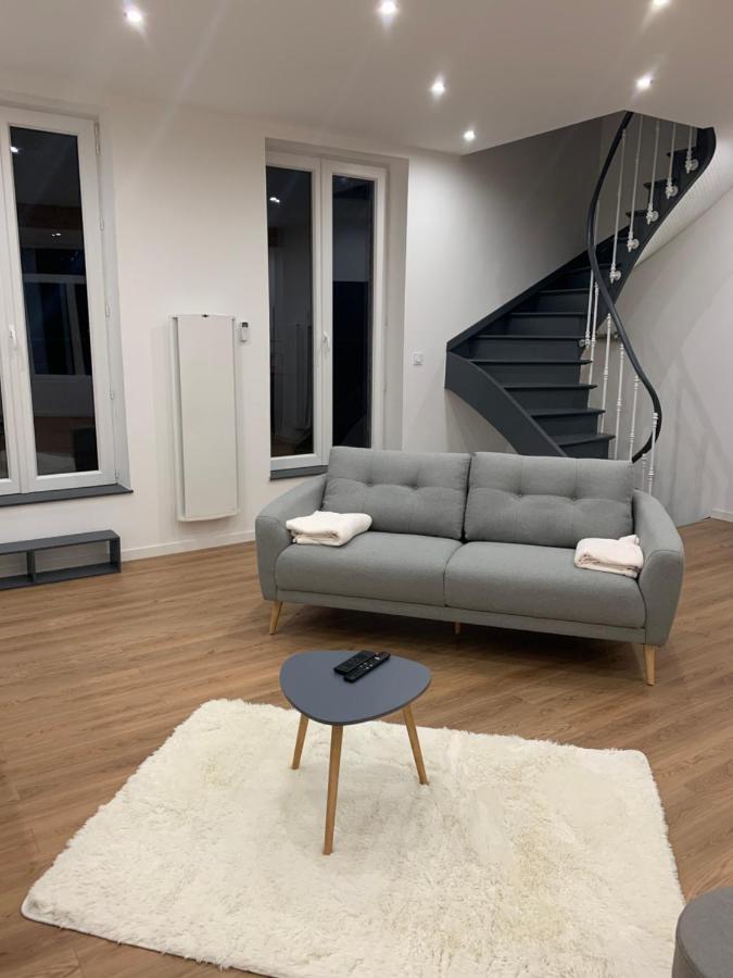 Le Petit Chez Soi Apartman Calais Kültér fotó